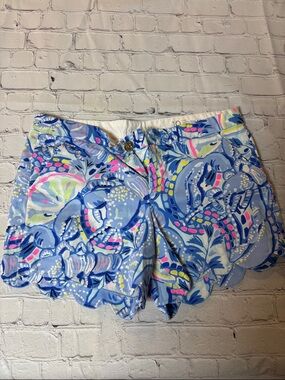 Lilly Pulitzer Blue Floral Scalloped High-Waist Shorts (Lilly 0001)